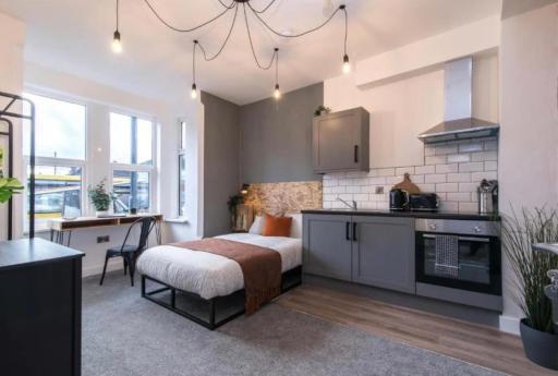 Beautiful, Modern Studio Apartment Derby - Housity