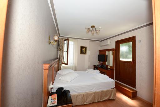 Hotel New House - Housity