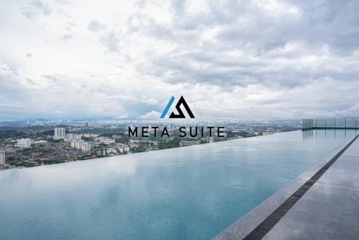 Sky pool 4 star hotel grade stay in i-City - Housity