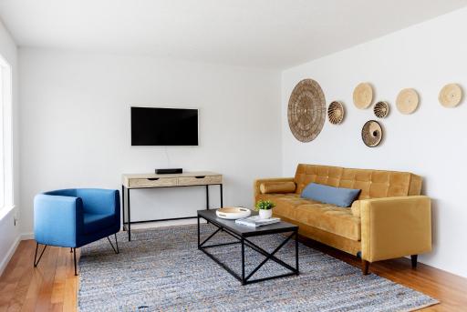 Beachfront Kettle Valley Beach Resort - Housity