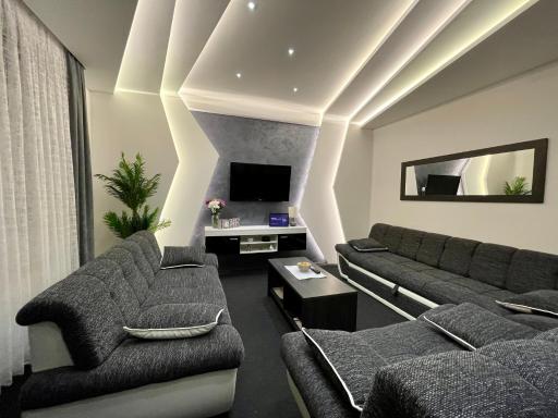 Elit Lux Apartments - Housity