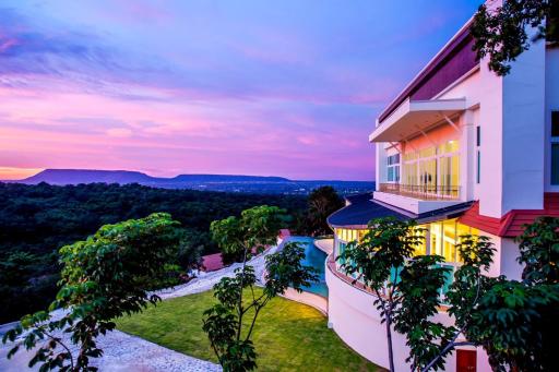 ChanNgarm Mountain View Resort จันทน์งาม เมาท์เท่นวิว รีสอร์ท - Housity