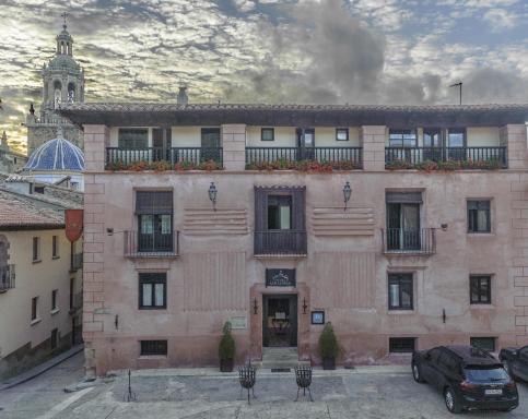 Hotel Los Leones - Adults Only - Housity