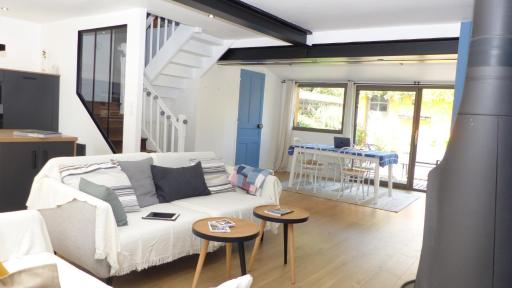 Confortable maison de vacances 3 étoiles, 6p - Housity