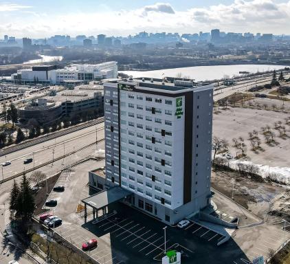 Holiday Inn Gatineau - Ottawa by IHG - Housity