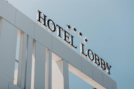 HOTEL LOBBY - Housity