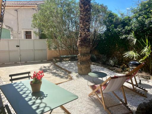 Gîte Le Palmier - Perfectly located cosy studio with private garden - Housity