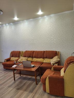 Apartment in Yerevan Arshakunyac 48/3 - Housity