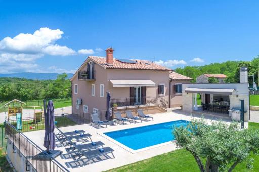Villa Green Olive - Housity