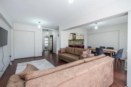 Downtown Bursa 2 bdrm apartment - Housity