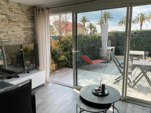 LE PLEIN SUD A DEUX PAS DE LA PLAGE - Housity