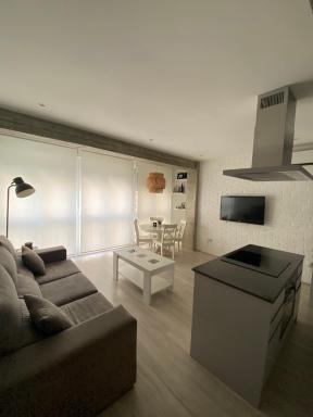 Precioso Apartamento en Paseo Marítimo de Almería - Housity