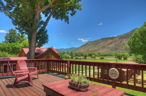 Big Blue House 4398 CR 203 - Housity