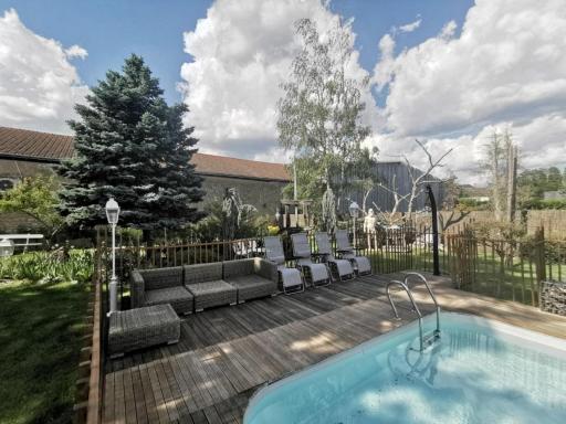 Gîte Mont-prés-Chambord, 5 pièces, 13 personnes - FR-1-491-309 - Housity