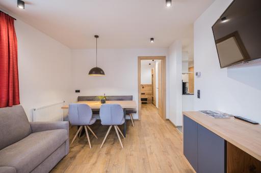 Kuenz Dolomites App 4 - Housity