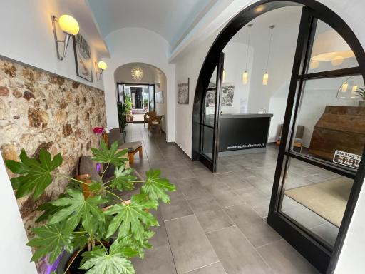 Hostal Mediterráneo - Housity