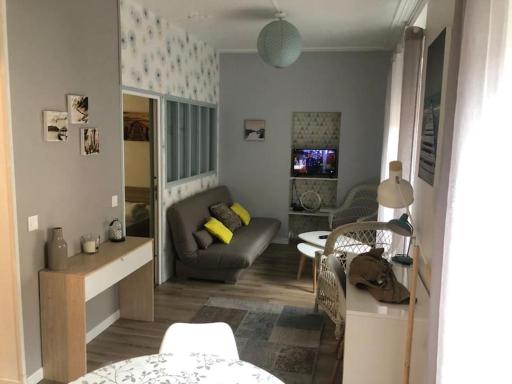 Lagarde - proche gare et centre ville 4 pers - Housity