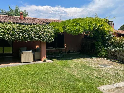 Garda Golf Country Chic Home - Housity