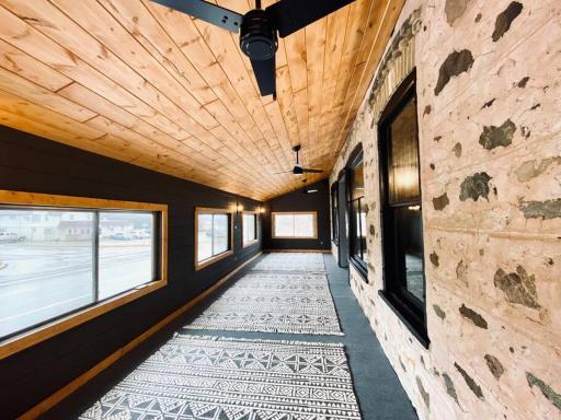 Dance Hall, Events Welcome, Sleeps 16-20, Pets OK - Housity