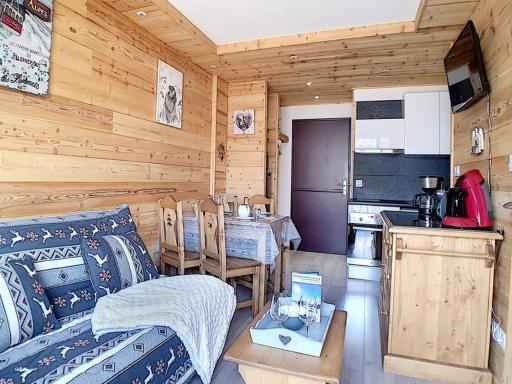 Appartement rénové, ski aux pieds, terrasse, 2 pièces, 4 personnes - FR-1-344-906 - Housity