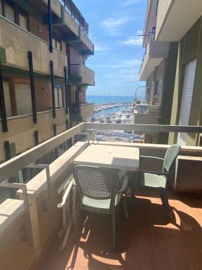 Lucia House mare Nettuno - Housity