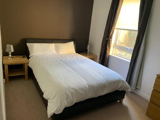 1 bedroom central flat with parking space - Housity