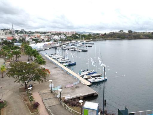 Fort de France appartement spacieux de haute gamme - Housity