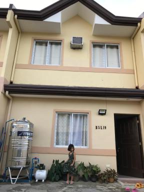 3 Bedroom Townhouse - Housity