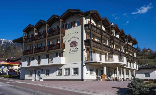 Hotel Edera - Housity