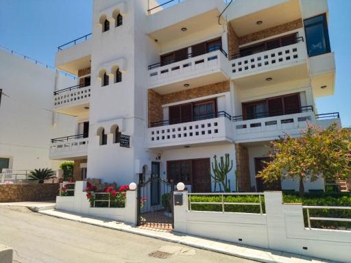 Ostria Apartments Kalives - Housity