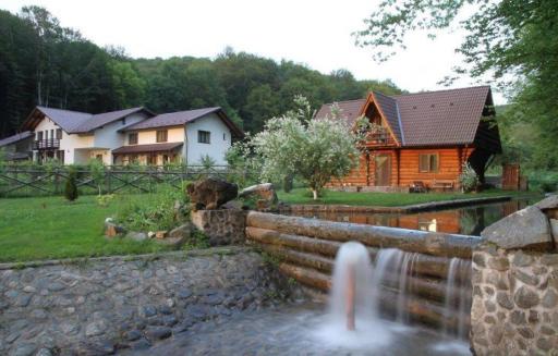 Cabana Racovita - Housity