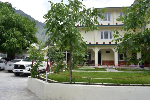 Hotel River View Naran - Housity