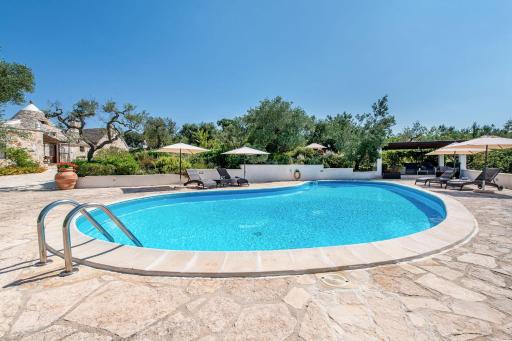 Trullo Nurillo with pool - Happy Rentals - Housity