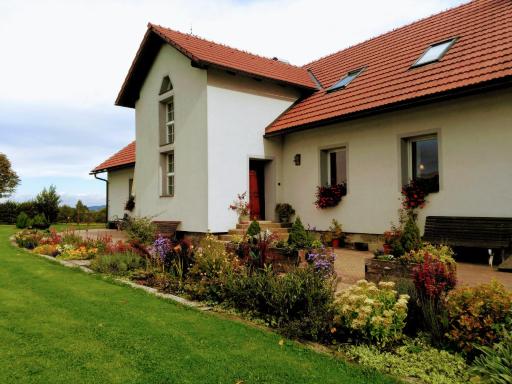 Rideczech guesthouse a cykloservis - Housity