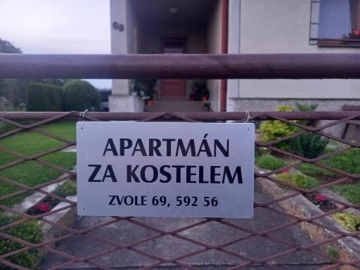 Apartmán Za kostelem - Housity