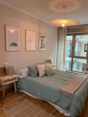 Piso nuevo en Cedeira a pie de playa - Housity