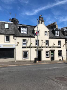 Saracen Head Hotel - Housity