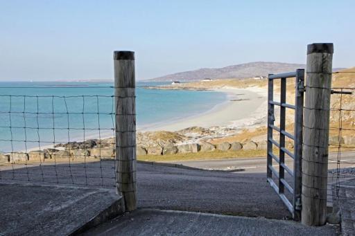 Eriskay Views Cottage - Housity