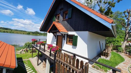 Lake House Podwilczyn with sauna, beach, amazing view, forests and bikes - Housity