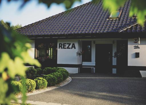 Reza - Housity