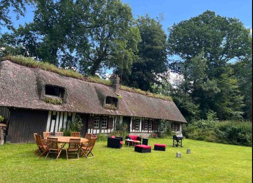 Chaleureuse chaumière proche Château et plages - Housity