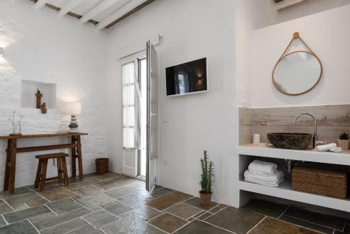 Nerites residence in Apollonia Sifnos - Housity