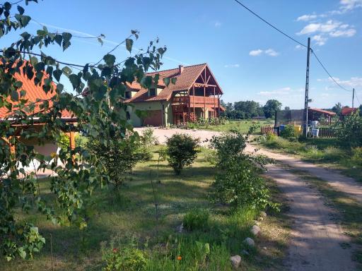 Dom pod Srebrnym Żurawiem - Housity
