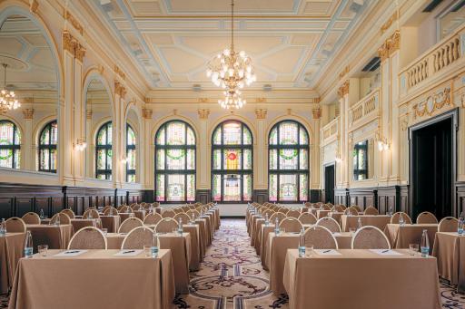 Hotel KINGS COURT - Housity