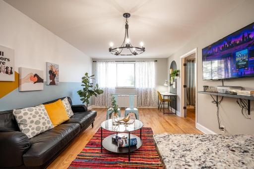 Downtown ATL Condo w Pool King Bed LM1K2T - Housity