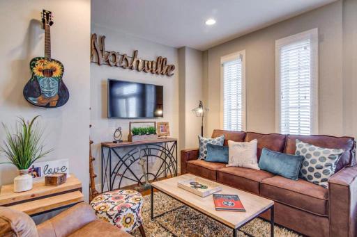 Phillips Place Condos I - Housity