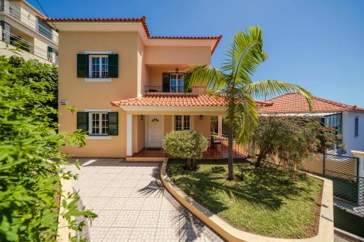 Vila Boa Vista by An Island Apart - Housity