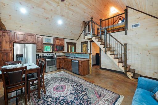 Plum Nelly Cabin - Housity