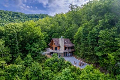 Cedar Cliff Cabin - Housity
