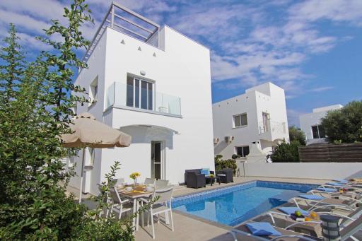 Villa Amarilia - Nissi Beach Area - Housity